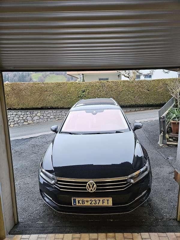 Gebraucht VW Passat Highline 150 PS (110 kW) 2015 Kombi