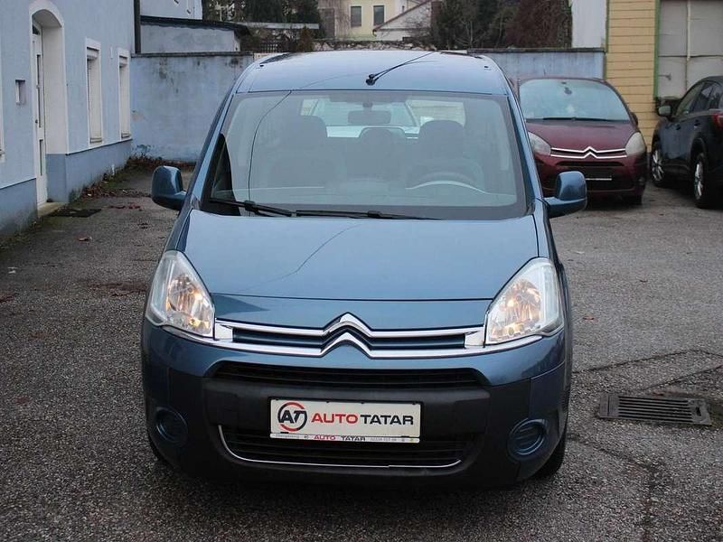 Gebraucht Citroën Berlingo Tendance 92 PS (67 kW) 2012 Blau Van / Kleinbus