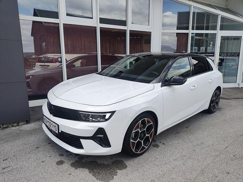 Weiß Gebraucht 2023 Opel Astra GS Line Limousine | € 26.900 (Teuer) - Bild 1/4