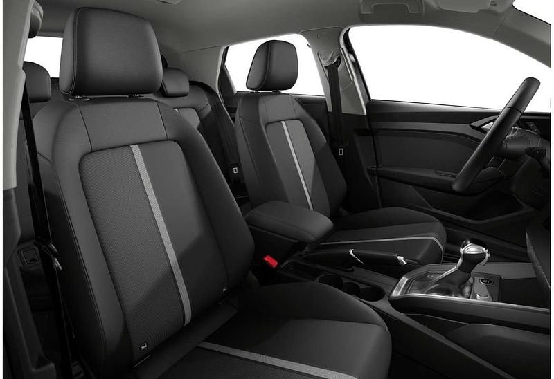 Neu Audi A1 116 PS (85 kW) 2025 Grau Limousine