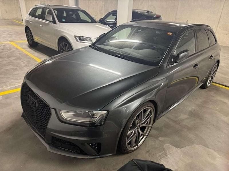 Grau Gebraucht 2014 Audi RS4 Kombi | € 29.500 - Bild 1/4