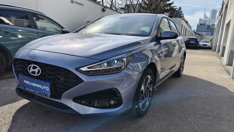 Meta blue pearl Gebraucht 2023 Hyundai i30 GO! | € 23.990 (Etwas zu teuer) - Bild 1/4