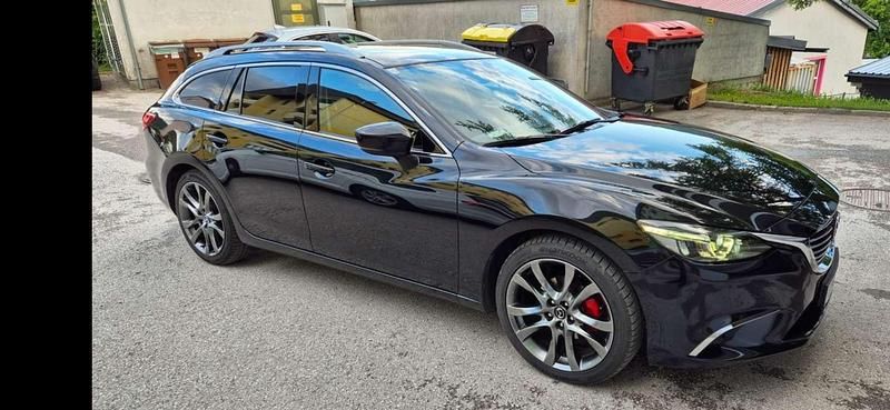 Schwarz Gebraucht 2017 Mazda 6 Kombi | € 14.990 - Bild 1/4