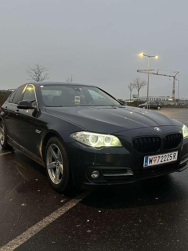 Gebraucht BMW 520 190 PS (139 kW) 2015 Limousine