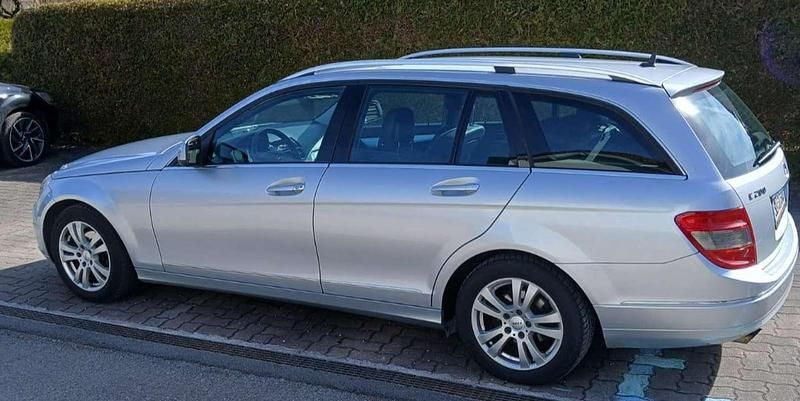 Gebraucht Mercedes C200 Avantgarde 136 PS (100 kW) 2008 Silber Kombi