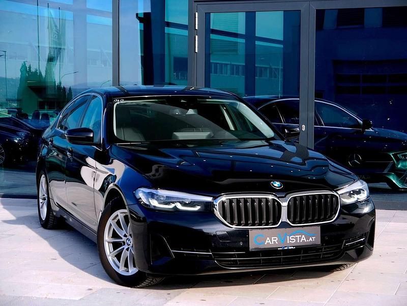 Gebraucht BMW 520 Sport Line 163 PS (119 kW) 2022 Schwarz Limousine