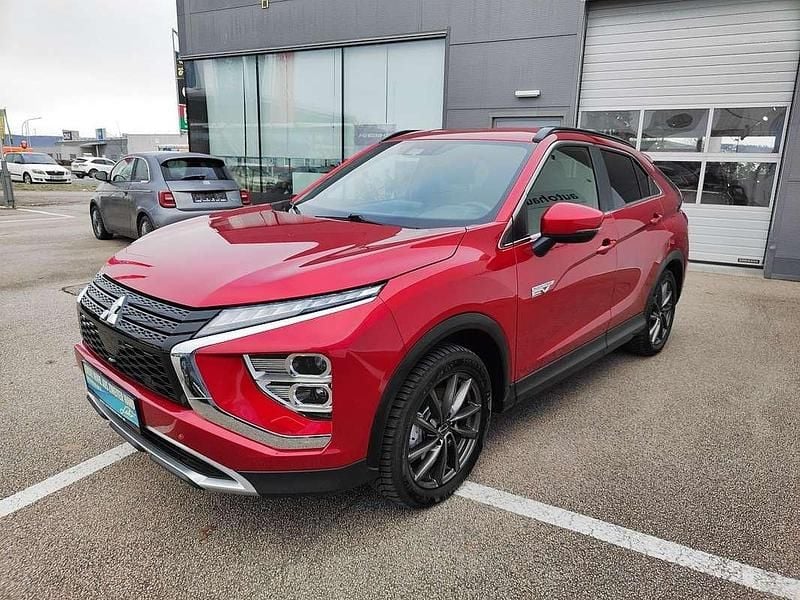 Gebraucht Mitsubishi Eclipse Cross Intense+ 98 PS (72 kW) 2021 Rot SUV