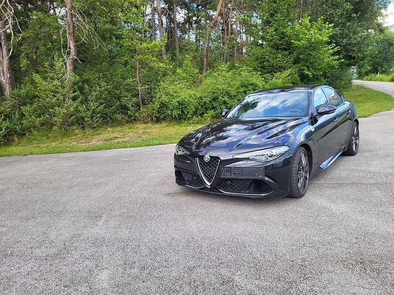 Gebraucht Alfa Romeo Giulia Quadrifoglio 510 PS (375 kW) 2016 Schwarz Limousine