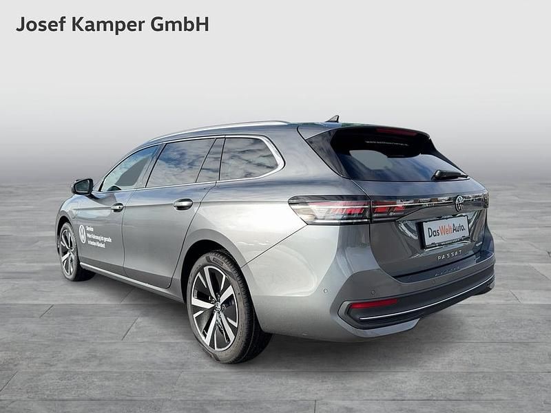 Neu VW Passat Business 204 PS (150 kW) 2026 Mittelgrau  normal Kombi