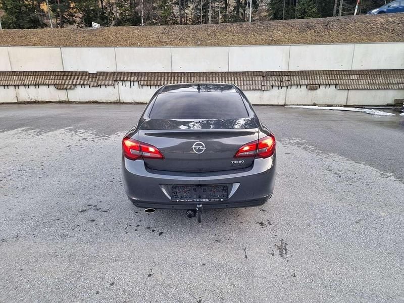 Gebraucht Opel Astra Edition 140 PS (102 kW) 2015 Grau Limousine