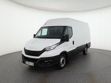 Weiß Gebraucht 2020 Iveco Daily Van | € 29.988 (Teuer) - Bild 1/4