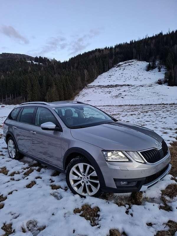 Gebraucht Skoda Octavia Scout 150 PS (110 kW) 2018 Beige Kombi