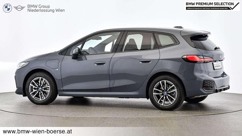 Gebraucht BMW 230e Active Tourer Efficient Dynamics 326 PS (239 kW) 2024 Grau Van / Kleinbus