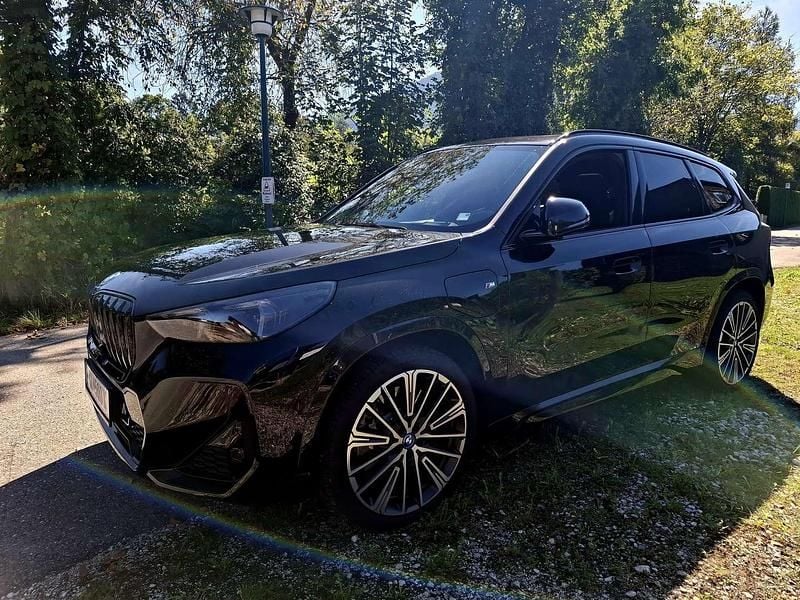 Schwarz Gebraucht 2025 BMW X1 M Sport SUV | € 55.500 - Bild 1/4