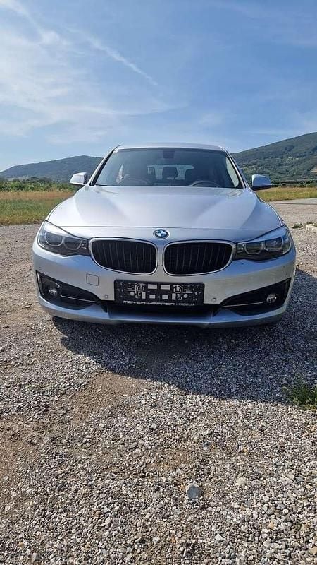 Gebraucht BMW 320 Gran Turismo Sport Line 190 PS (139 kW) 2019 Silber Limousine