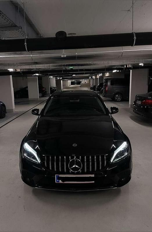 Gebraucht 2018 Mercedes C220 Limousine | € 27.500 (Fairer Preis) - Bild 1/4