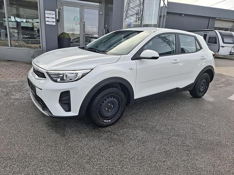 Gebraucht Kia Stonic 84 PS (61 kW) 2022 Weiß SUV