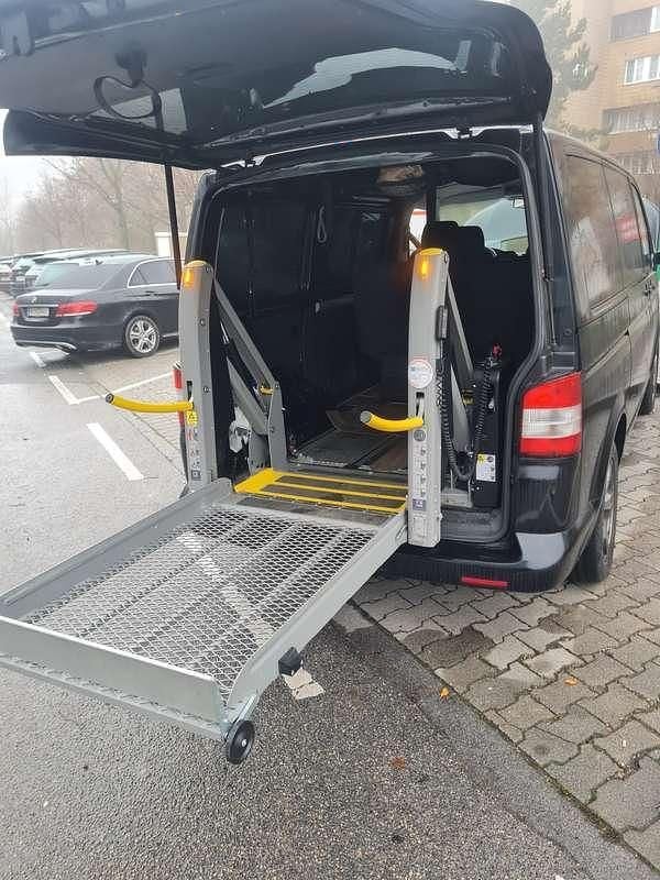 Gebraucht VW Multivan Comfortline 131 PS (96 kW) 2006 Van