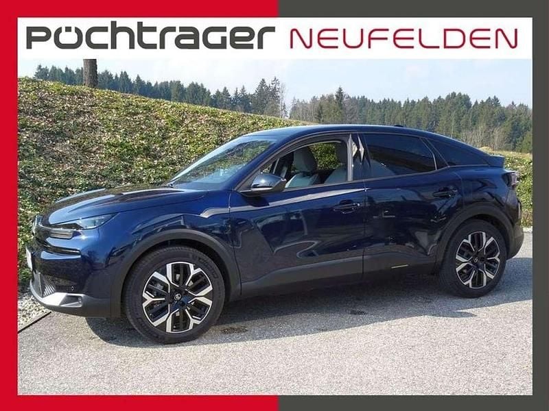 Gebraucht Citroën e-C4 114 kW (156 PS) 2025 Blau Limousine