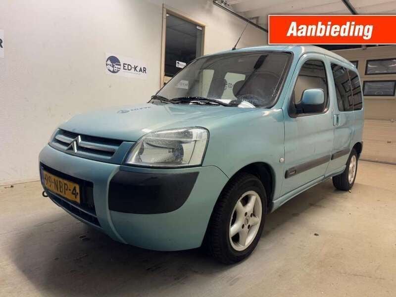 Blau Gebraucht 2003 Citroën Berlingo Van / Kleinbus | € 1.195 - Bild 1/4