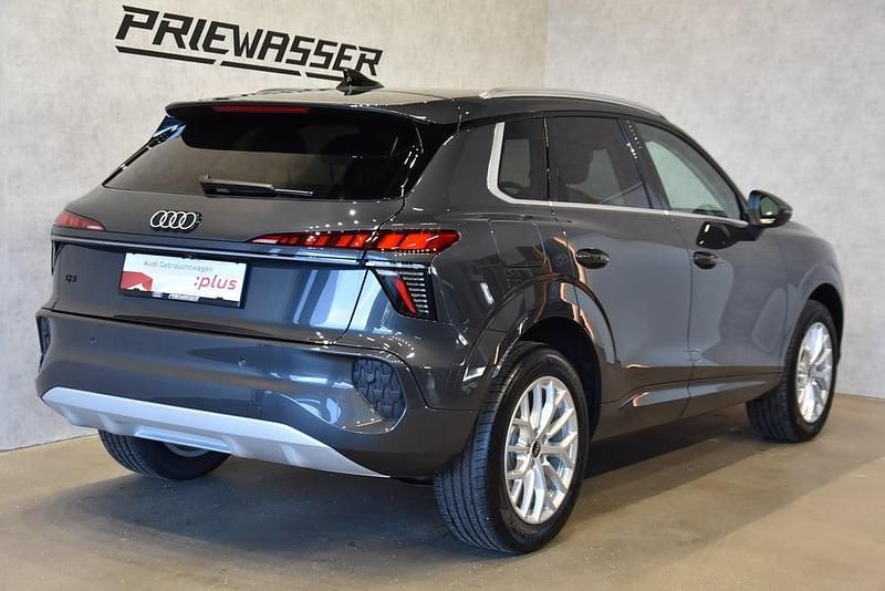 Gebraucht Audi Q3 150 PS (110 kW) 2026 Dunkelgrau  metallic SUV