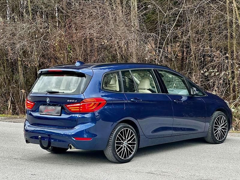 Gebraucht BMW 220 Gran Tourer 190 PS (139 kW) 2016 Blau Van / Kleinbus