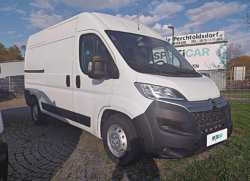 Gebraucht Citroën Jumper 96 kW (131 PS) 2022 Weiß Van / Kleinbus