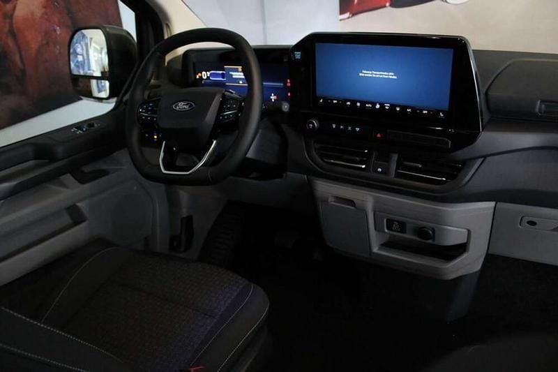 Neu Ford Tourneo Trend 117 PS (86 kW) 2026 Van / Kleinbus