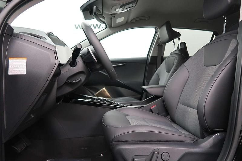 Gebraucht Kia Niro Gold 105 PS (77 kW) 2022 Schwarz SUV