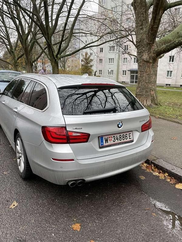 Gebraucht BMW 525 218 PS (160 kW) 2013 Kombi