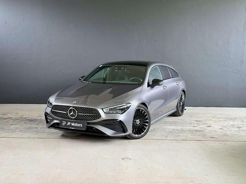 Grau Gebraucht 2024 Mercedes CLA250 Shooting Brake AMG line Kombi | € 54.000 (Fairer Preis) - Bild 1/4
