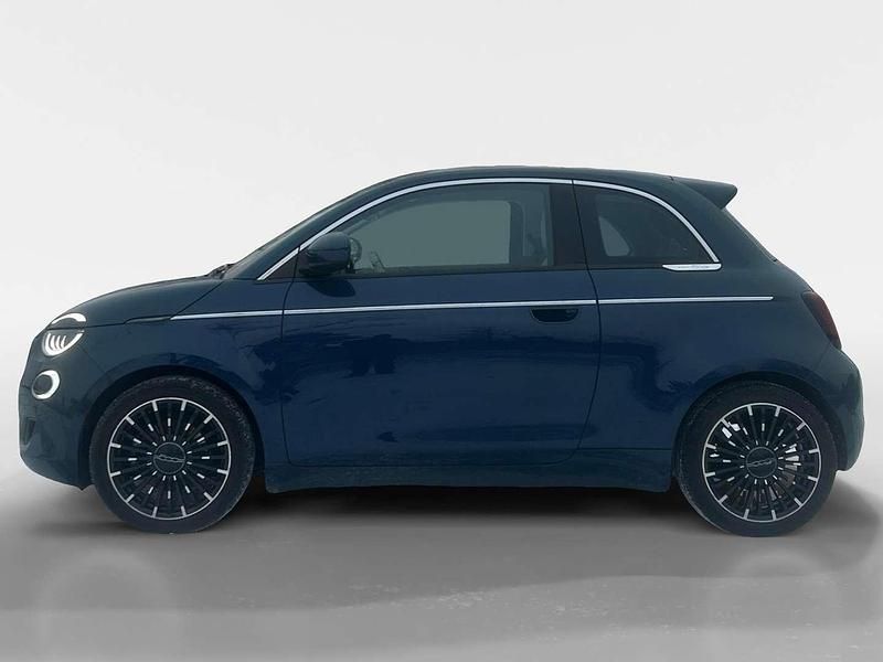 Gebraucht Fiat 500e La Prima 86 kW (118 PS) 2021 Blau Kleinwagen
