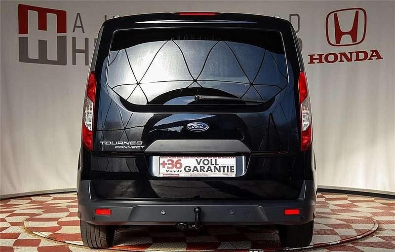 Gebraucht Ford Tourneo 120 PS (88 kW) 2018 Schwarz Kombi