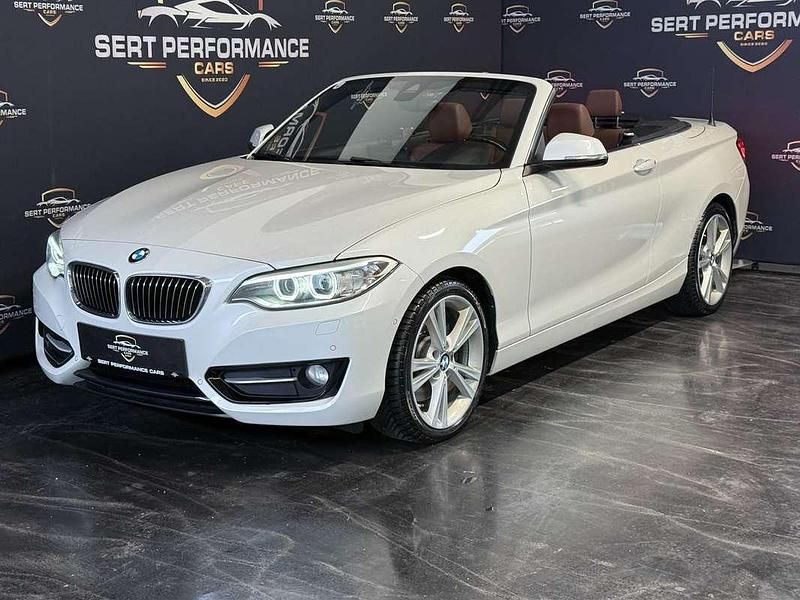 Gebraucht BMW 230 Sport Line 252 PS (185 kW) 2016 Weiß Cabrio