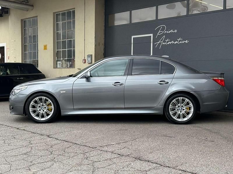Gebraucht BMW 525 M Sport 197 PS (144 kW) 2008 Grau Limousine