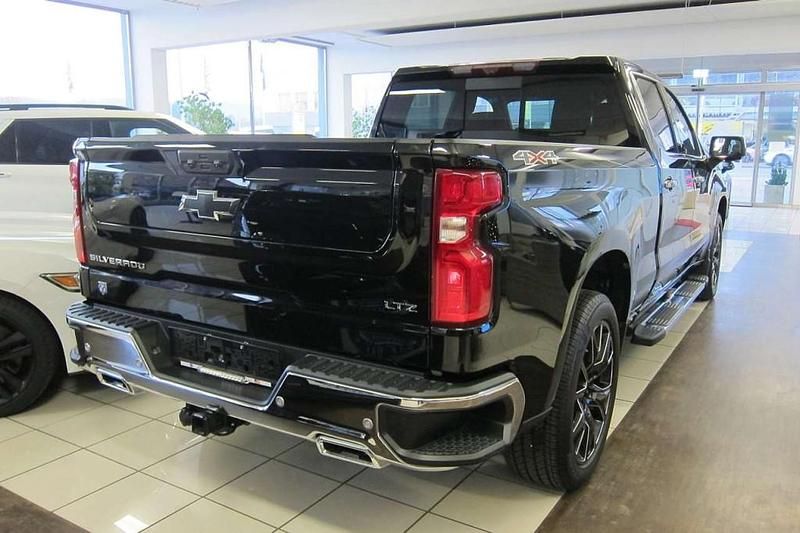 Neu Chevrolet Silverado 277 PS (203 kW) 2025 SUV