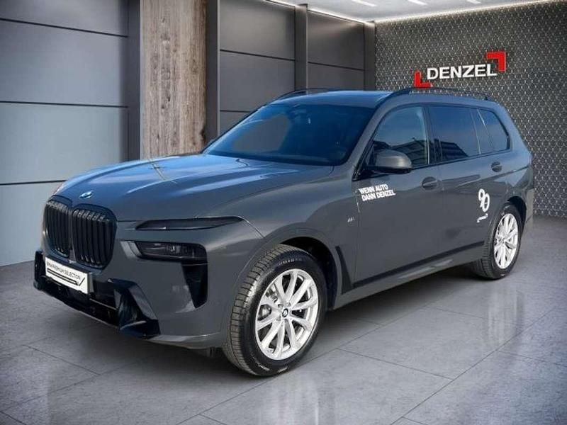 Grau Gebraucht 2025 BMW X7 SUV | € 124.900 - Bild 1/4