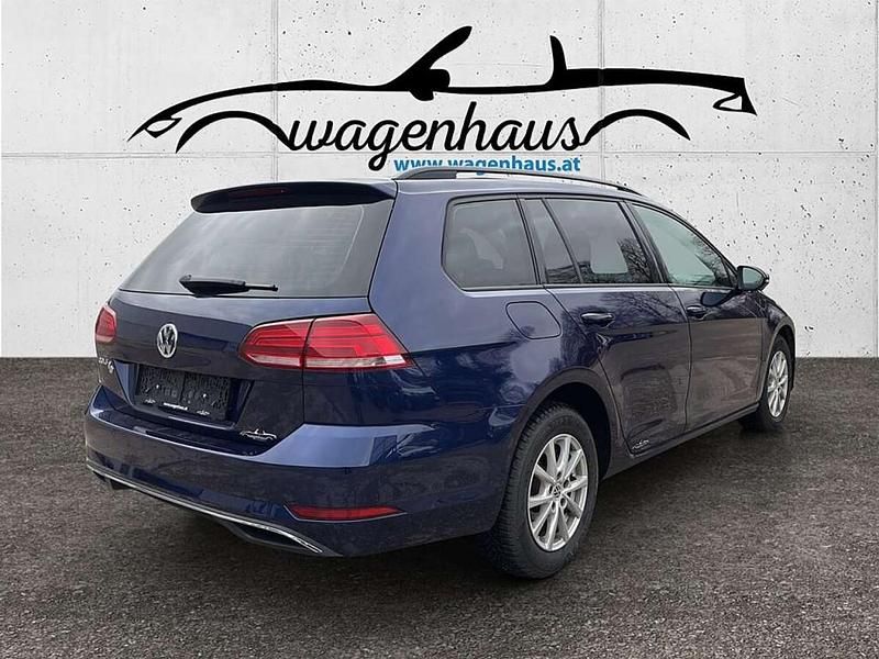 Gebraucht VW Golf VII 116 PS (85 kW) 2020 Blau Kombi