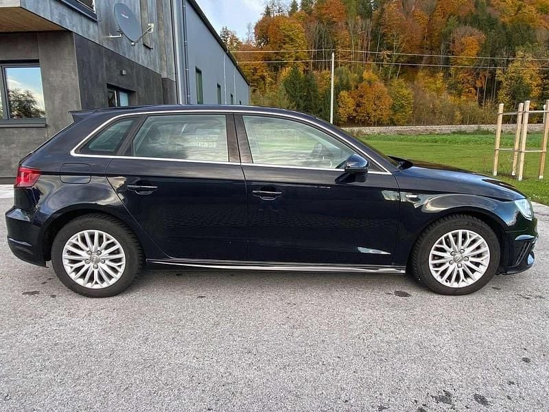 Gebraucht Audi A3 Ambiente 122 PS (89 kW) 2013 Schwarz Limousine