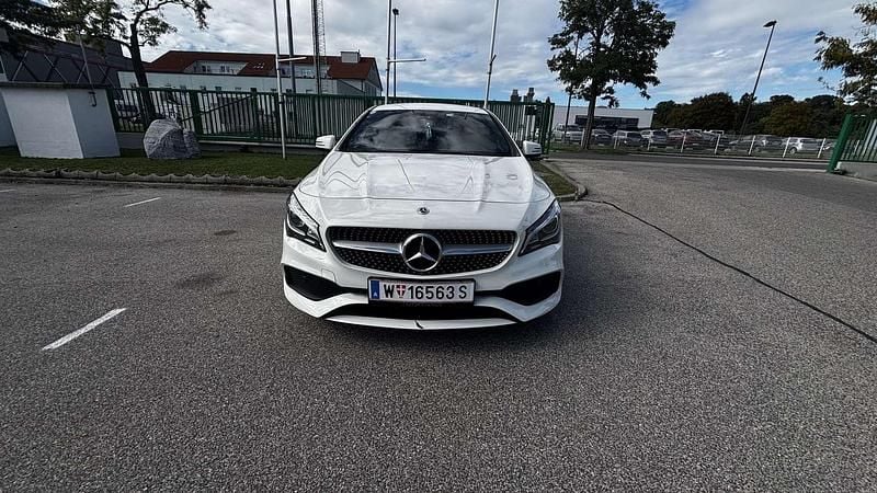 Gebraucht Mercedes CLA200 Shooting Brake AMG line 136 PS (100 kW) 2017 Kombi
