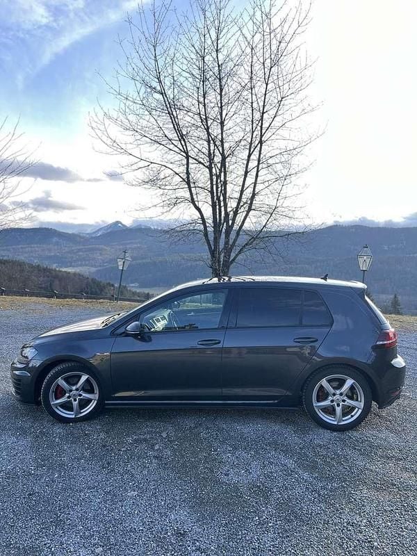 Gebraucht VW Golf VII GTI 220 PS (161 kW) 2016 Blau Limousine