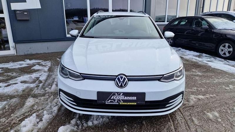 Gebraucht VW Golf VIII Life 116 PS (85 kW) 2022 Weiß Kombi