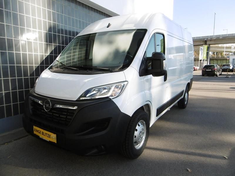 Gebraucht Opel Movano 120 PS (88 kW) 2024 Icy white Van