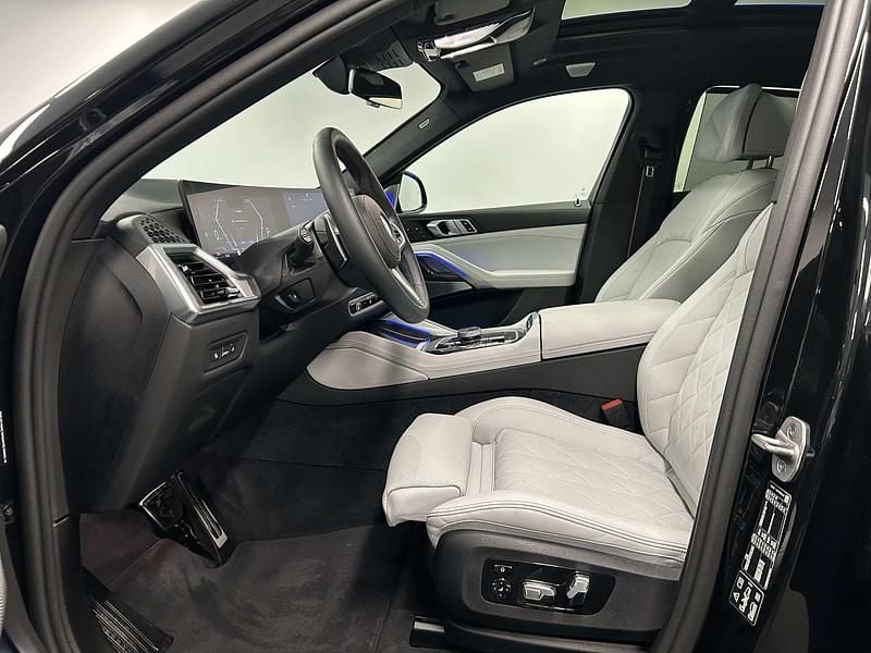 Gebraucht BMW X6 M Sport 352 PS (258 kW) 2025 Schwarz SUV