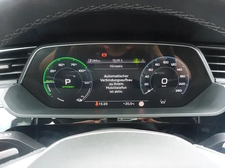 Gebraucht Audi e-tron 313 PS (230 kW) 2020 Mittelblau  metallic SUV
