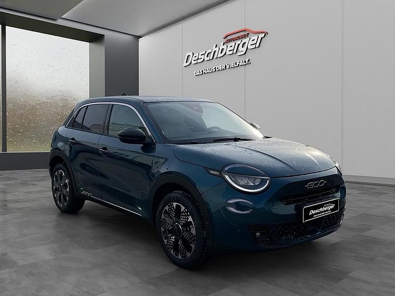 Neu Fiat 600 La Prima 101 PS (74 kW) 2025 Grün SUV
