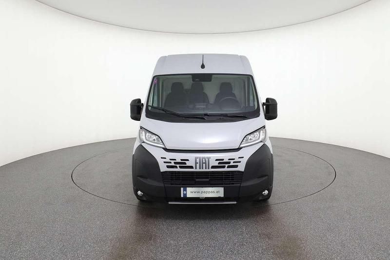 Neu Fiat Ducato 140 PS (102 kW) 2025 Grau Van