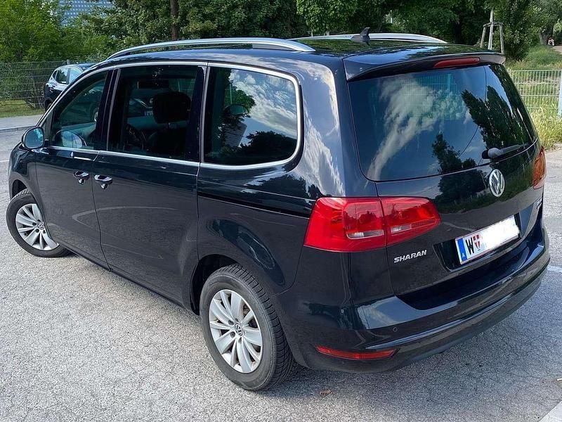 Gebraucht VW Sharan 177 PS (130 kW) 2013 Schwarz Van / Kleinbus