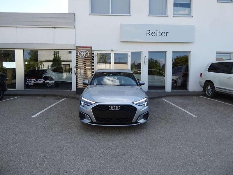 Silber Gebraucht 2021 Audi A3 Limousine | € 21.990 (Fairer Preis) - Bild 1/4