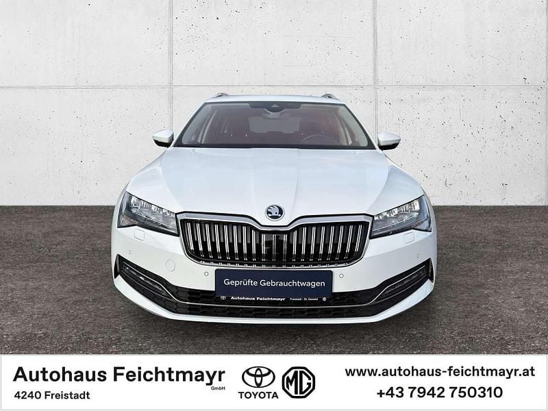 Gebraucht Skoda Superb Style 150 PS (110 kW) 2022 Weiß Kombi